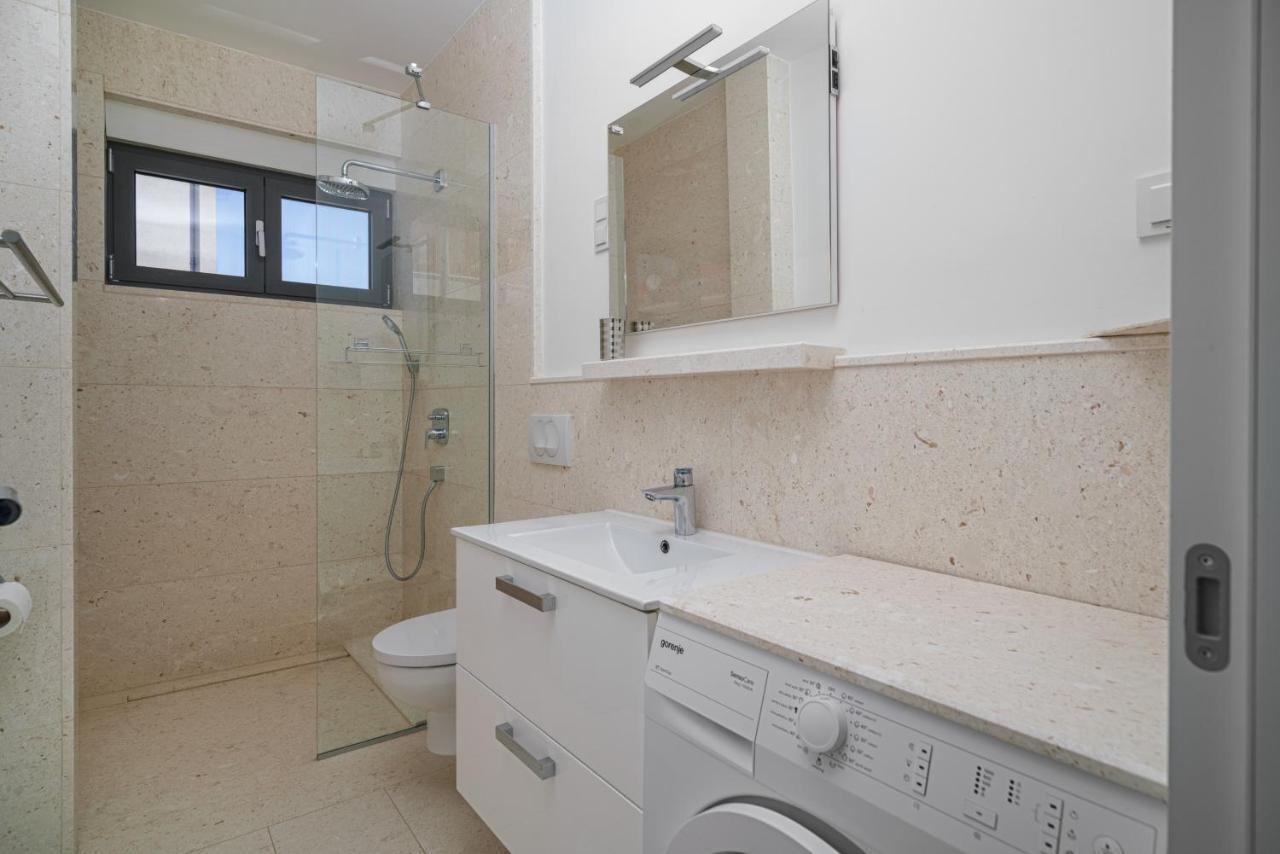Villa Karen Vodice Grgurev Ante Kukure 93 Esterno foto