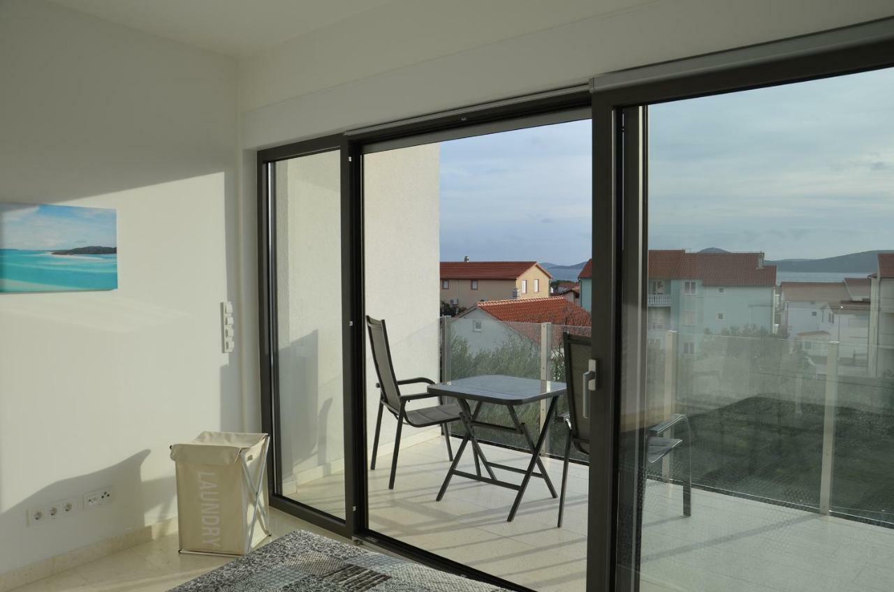 Villa Karen Vodice Grgurev Ante Kukure 93 Esterno foto