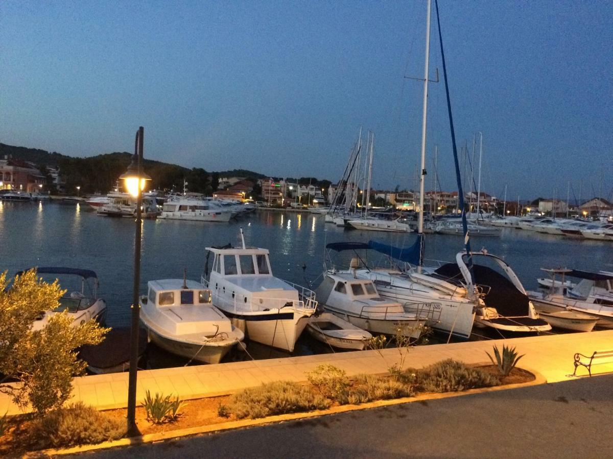 Villa Karen Vodice Grgurev Ante Kukure 93 Esterno foto